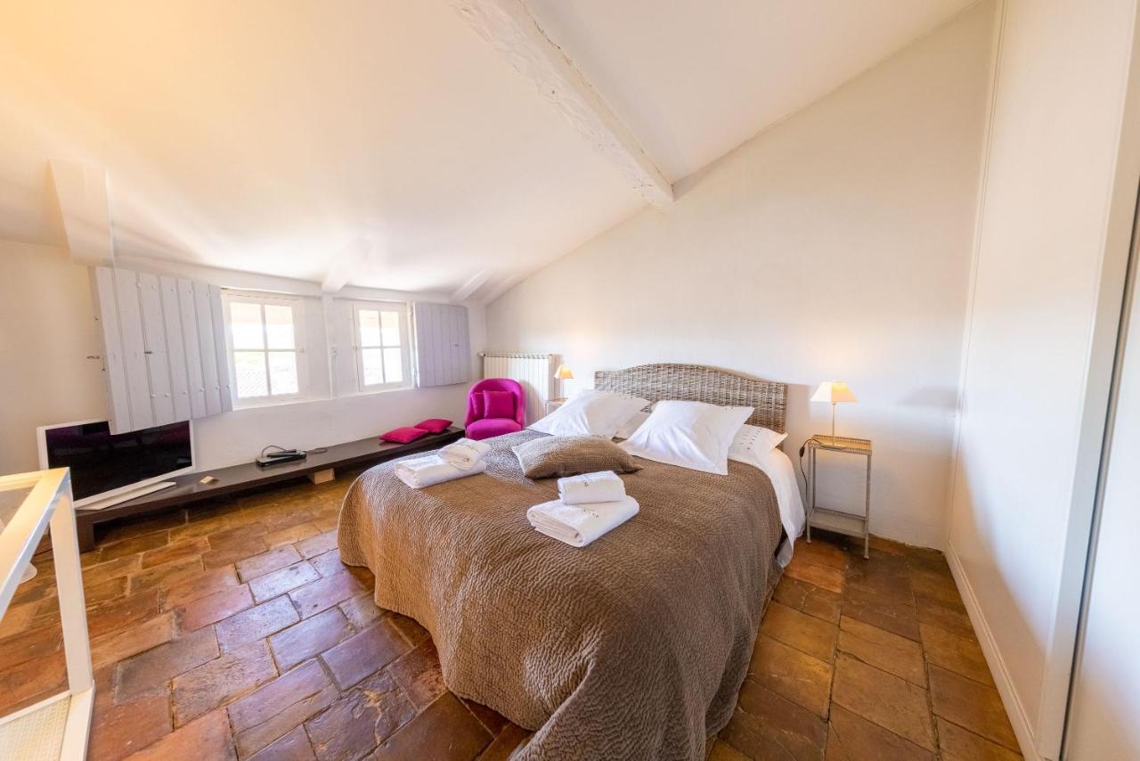 Monte Arena Chambre D'Hotes Montaren-et-Saint-Médiers 外观 照片